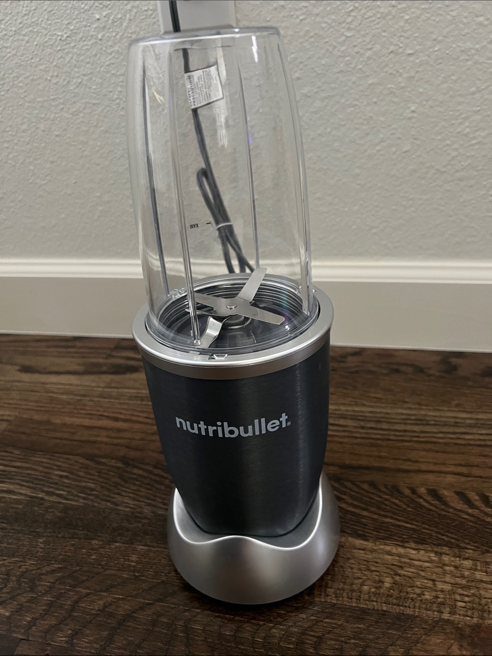 Nutribullet blender with 1 blender cup
